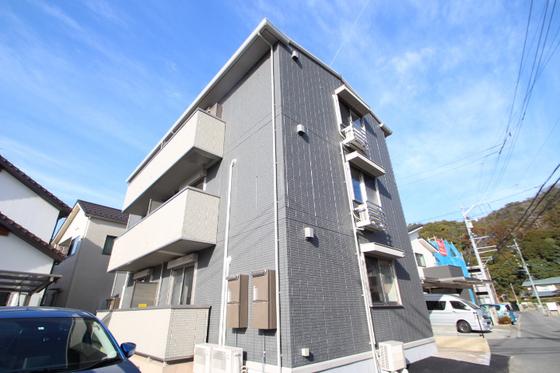 LITTLE7番館