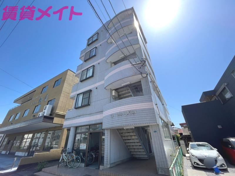 ロイヤル川原町