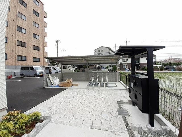 プラシードII A棟