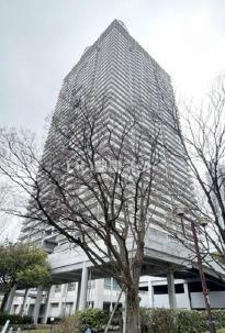 RICイーストコート3番街101号棟