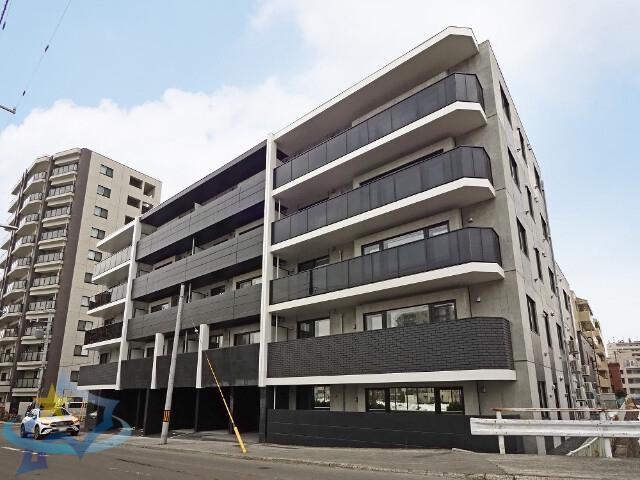 アルファスクエア宮の森3条