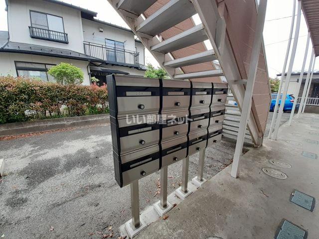 セゾンサツキ桑原