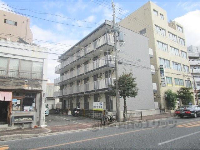 レオパレスひらかた