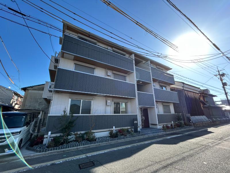 エンラージ西院