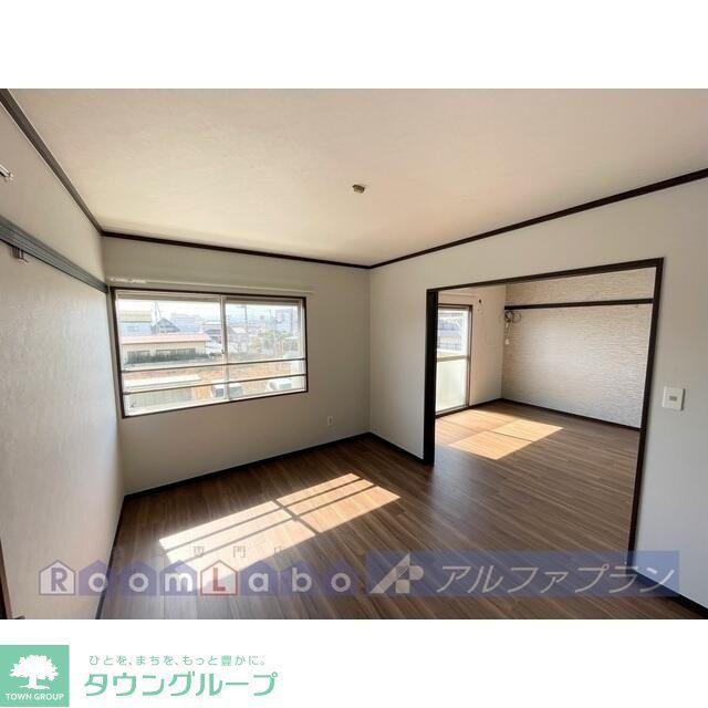 エクレール富澤B