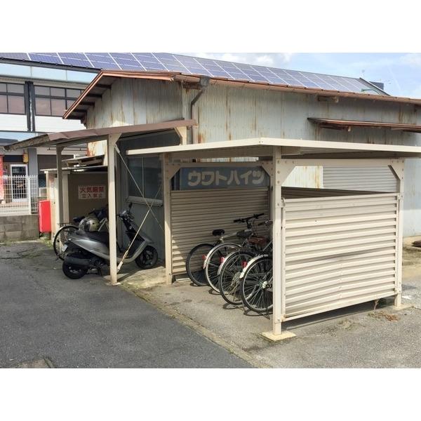 ウワトハイツA