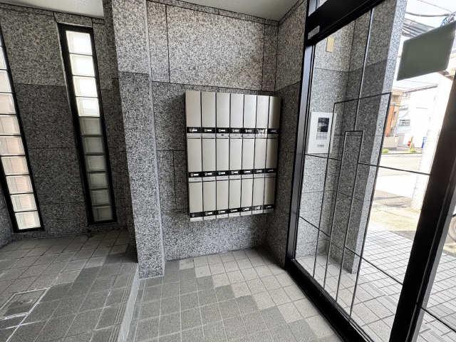 LIFE参番館