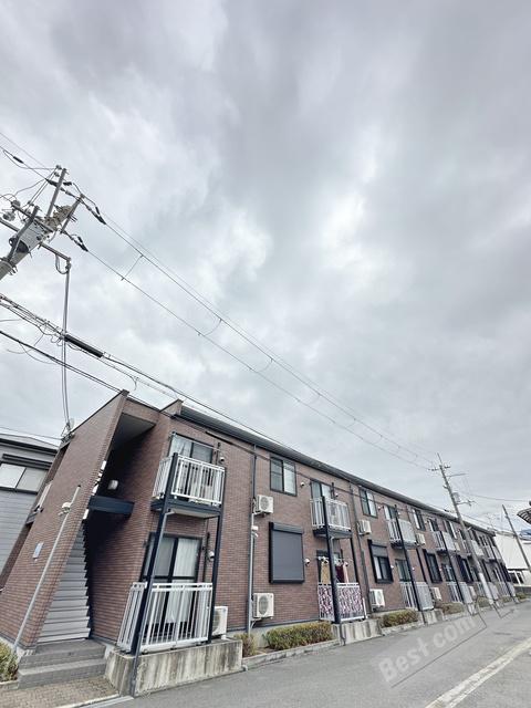 レオネクストファイブストリート