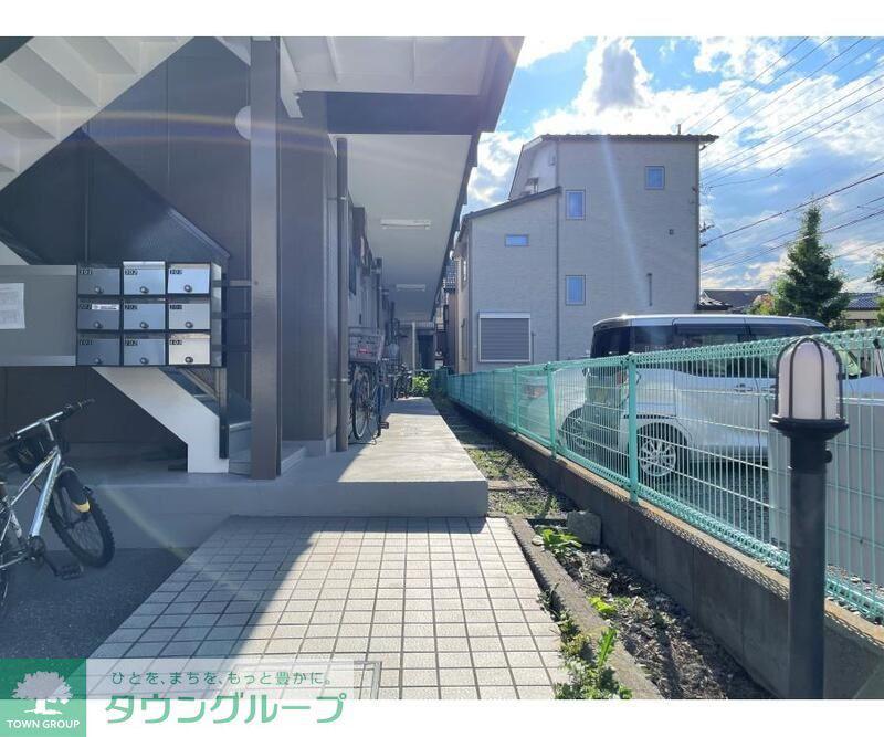 ファミール芝下