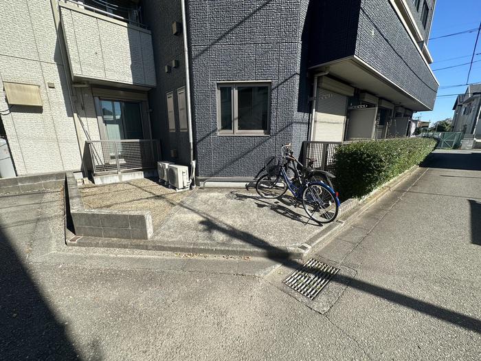 シェリス