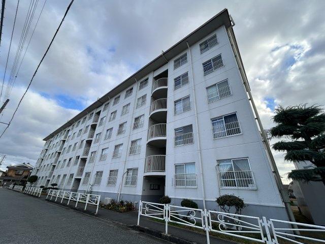 ローレルハイツ三木2号棟