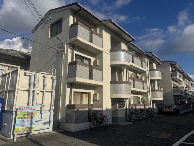 サンハイツ上滝野D棟