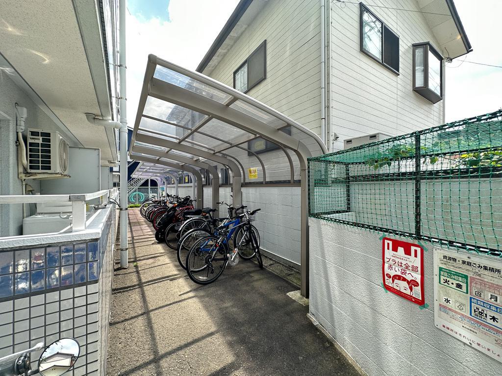 イーグルハイツ銀杏町