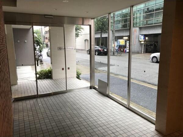 ナヴィリオパラッツオNAVIGLIO PALAZZO
