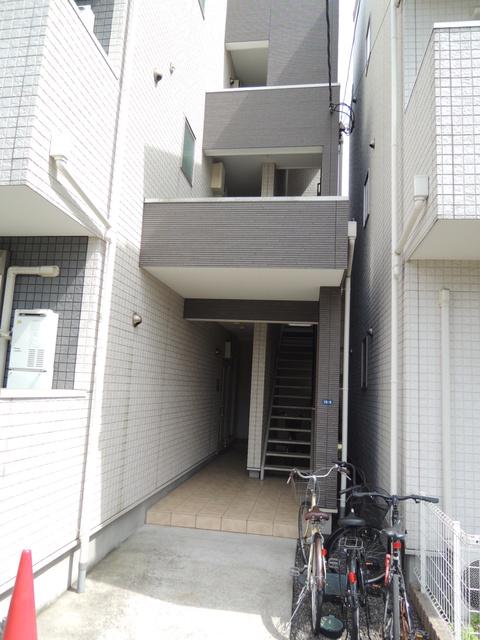アザーレ西横浜D棟