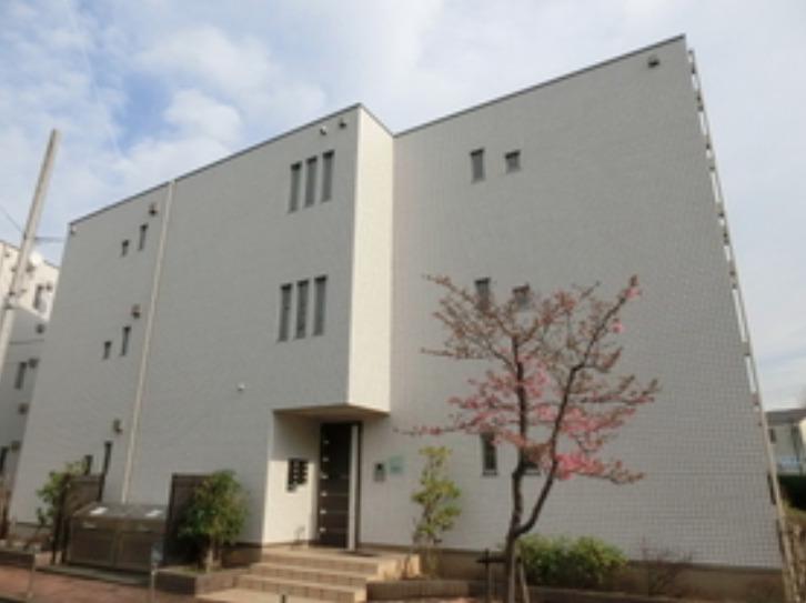 ラシーネ扇アイリス
