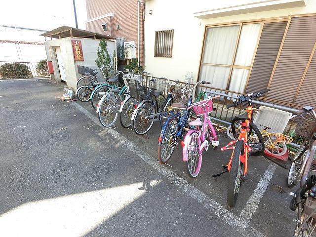 ヴィラージュ新羽