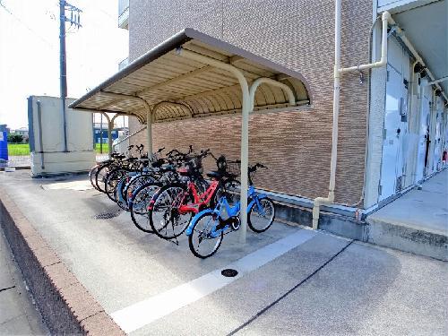 レオパレス友