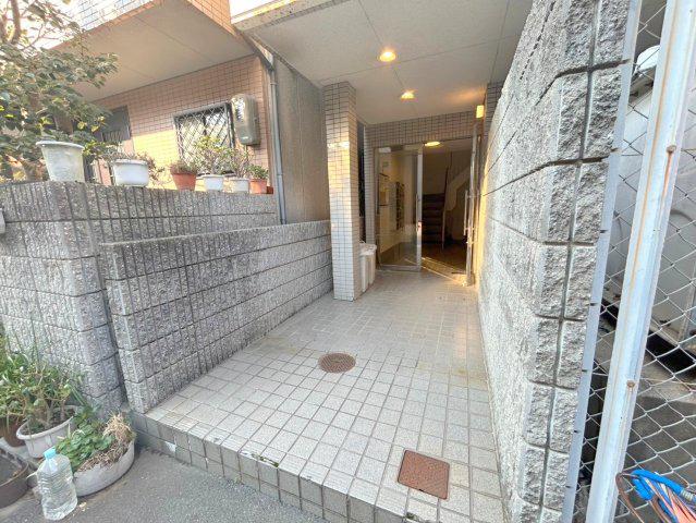 エスタイル小阪