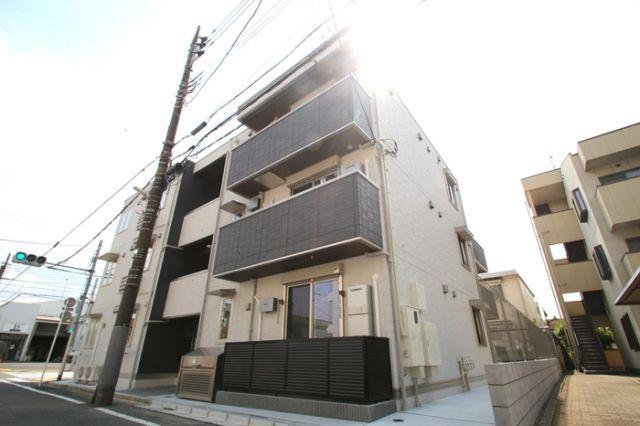 グラナーデ鹿浜