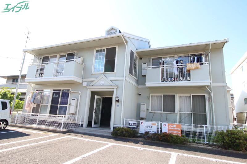 ロイヤルハイツ山上B棟