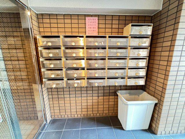 ドミトリーモリ関大前