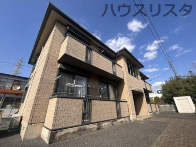 トロワジェーム