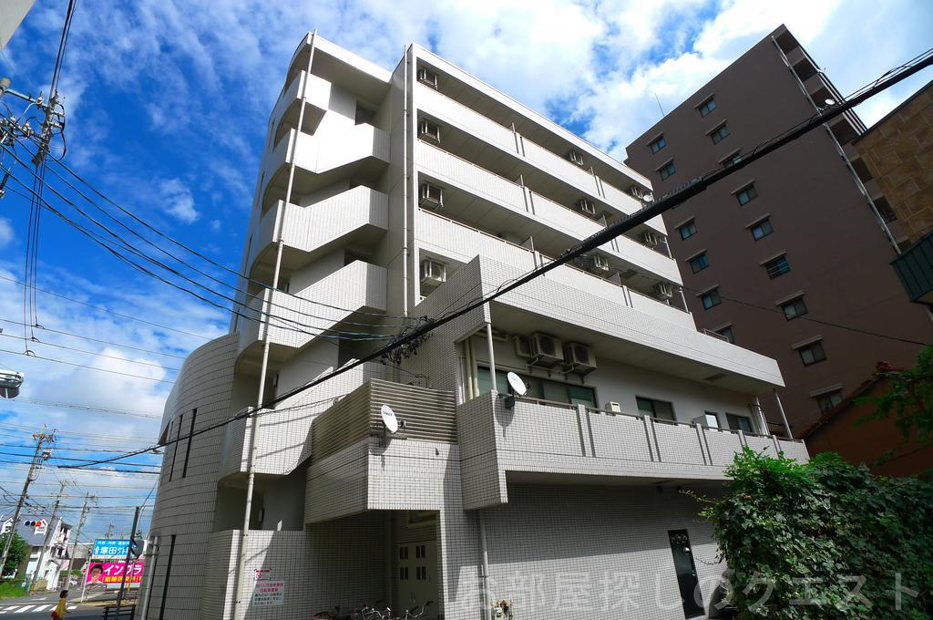 ST PLAZA イースト