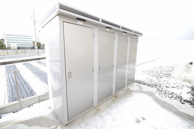 新潟県新潟市江南区 2階建 築14年