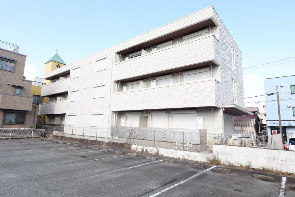 シャーメゾン 栄町