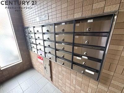 ファミリアル門戸