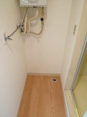 エスコートナカムラ