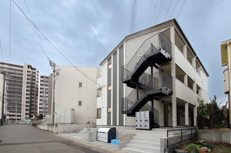 アザーレ・クオン伊勢原