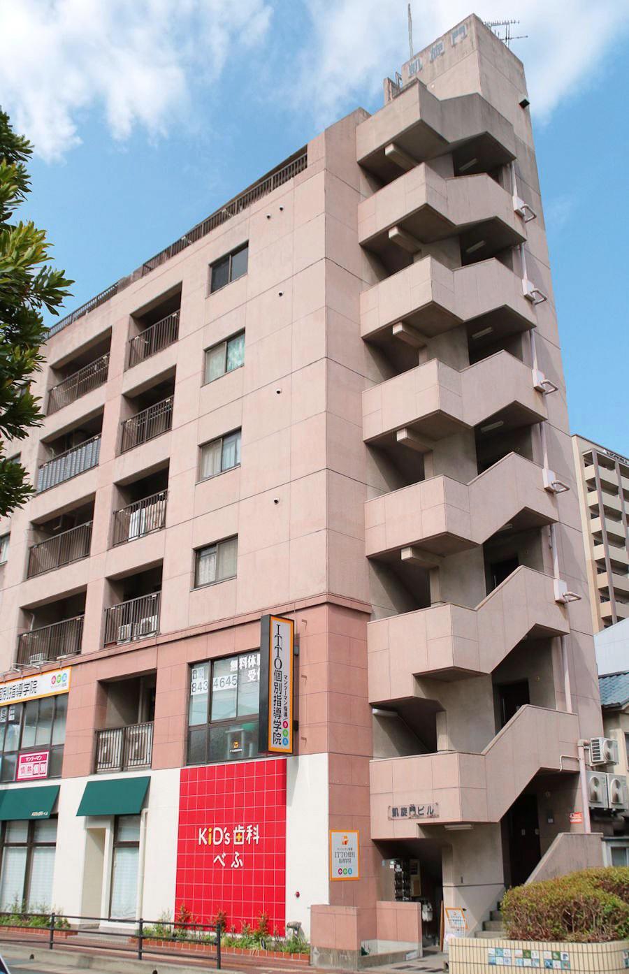 凱旋門ビル