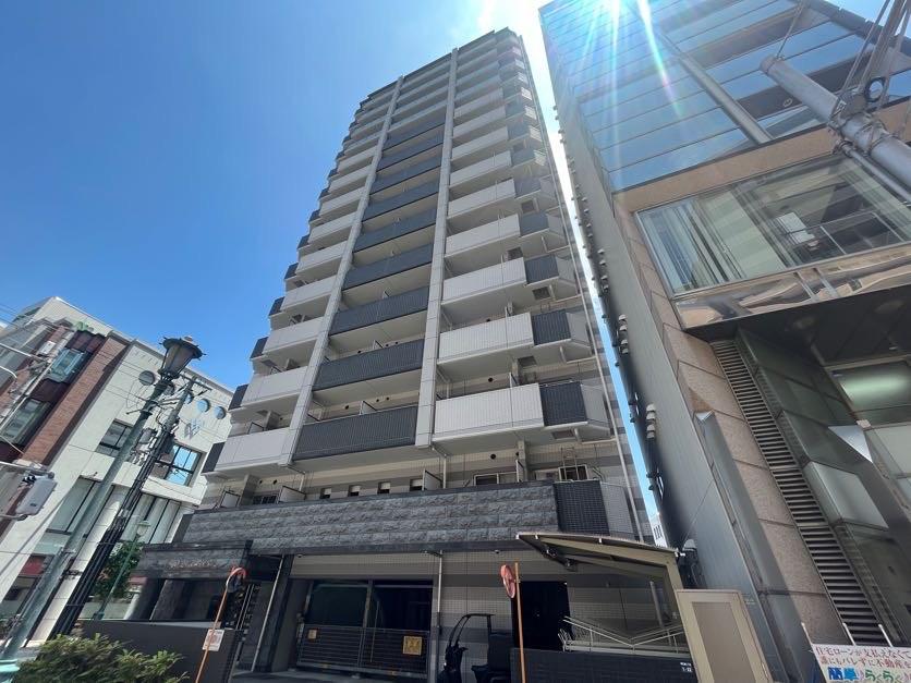 プレサンスみなと元町駅前