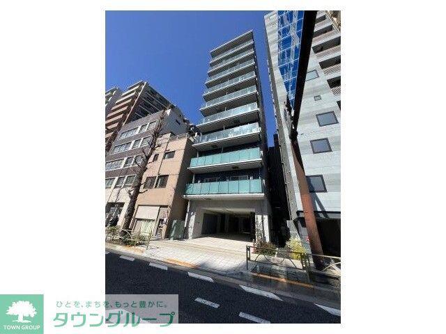 MAISON M.K
