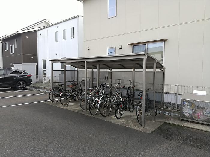 リクラ・クレマチス B棟