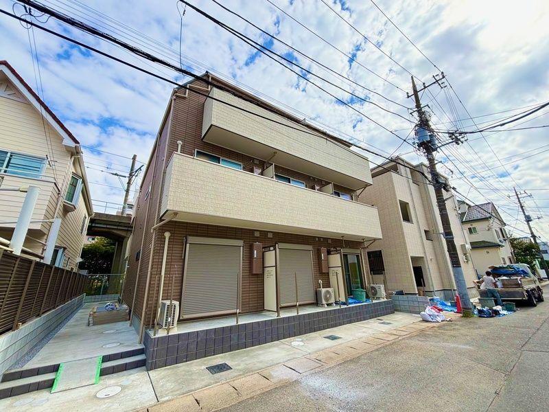 LEAF HILLS SHINMATSUDO