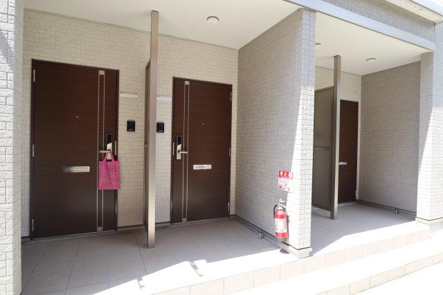 ロイヤルハイツしきII番館