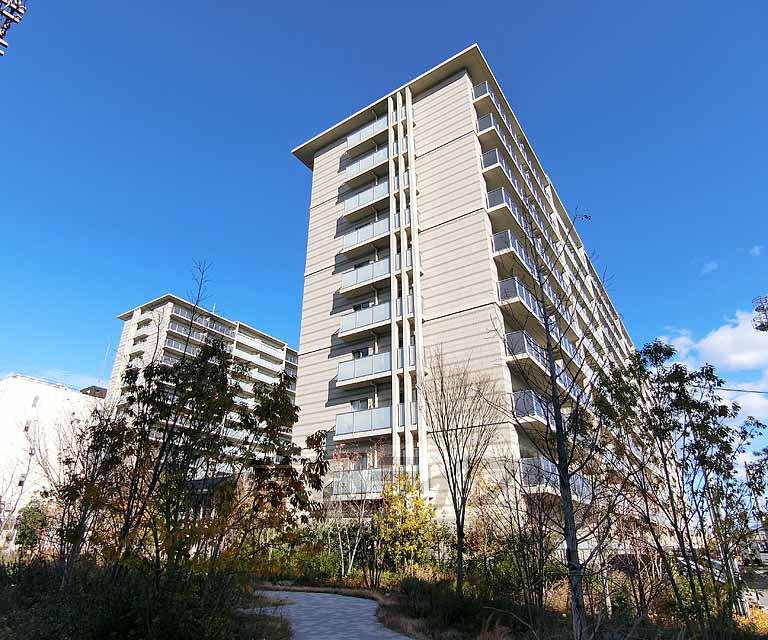 ローレルスクエア長岡京ザ・マークス
