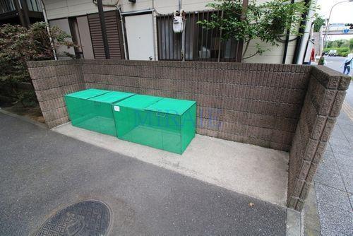 ポスト・マローネ