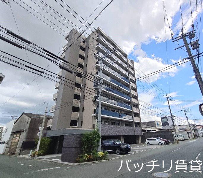 ネストピア東比恵駅前III