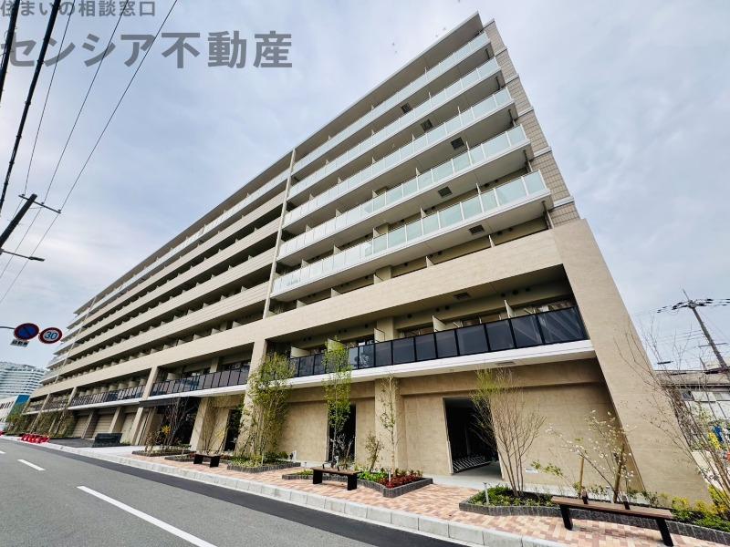 プレサンス京橋GREEN YARDアルミラ
