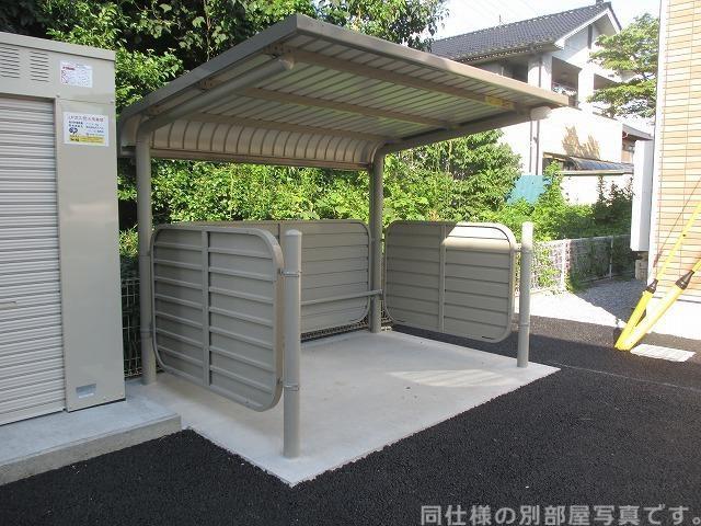 フロレスタロッサD