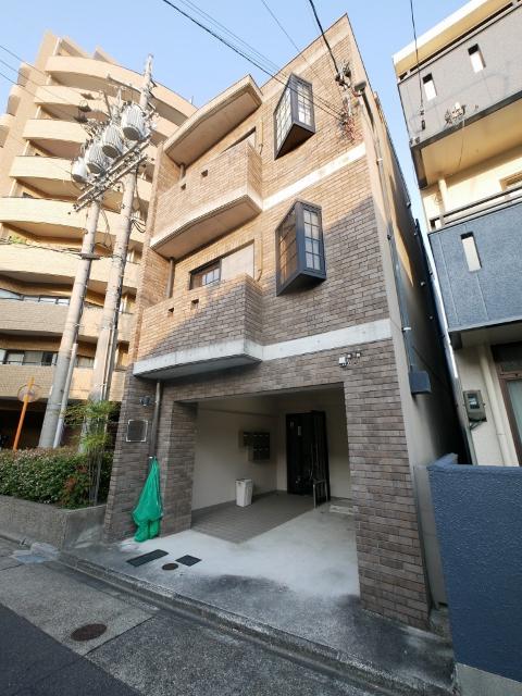 プティトゥ川名