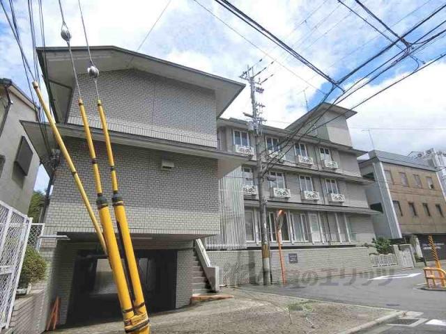京阪鴨東線 出町柳駅 徒歩6分  築41年(5LDK/3階)
