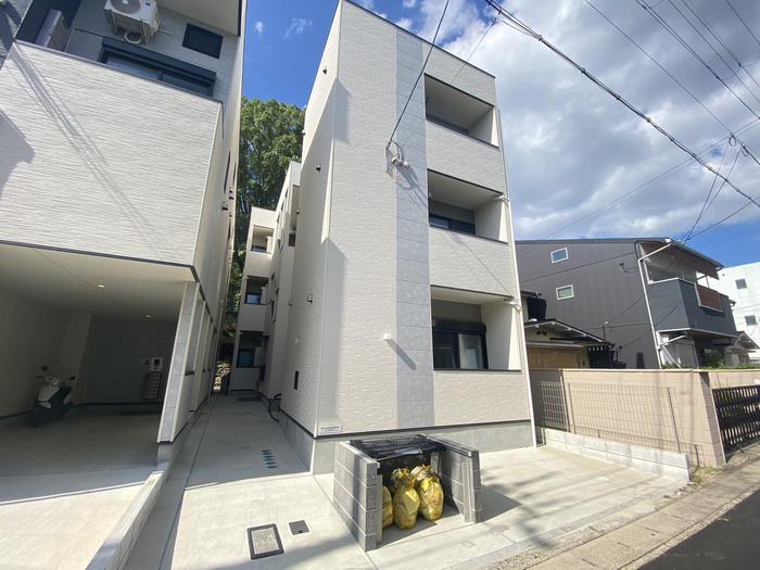 エクセルシア6番館
