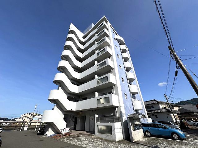 マンションみなと東102号