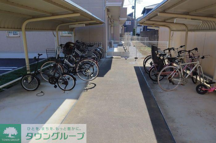 ラークB