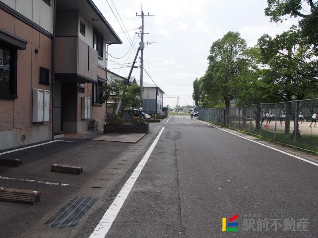 エステートモア医大南A
